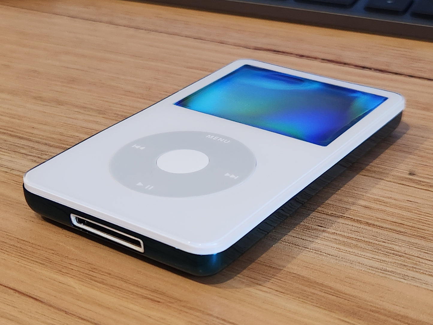 Apple iPod Video / Classic 5.5 Gen Enhanced 256GB - 2TB Flash Modded & Big Battery Mod