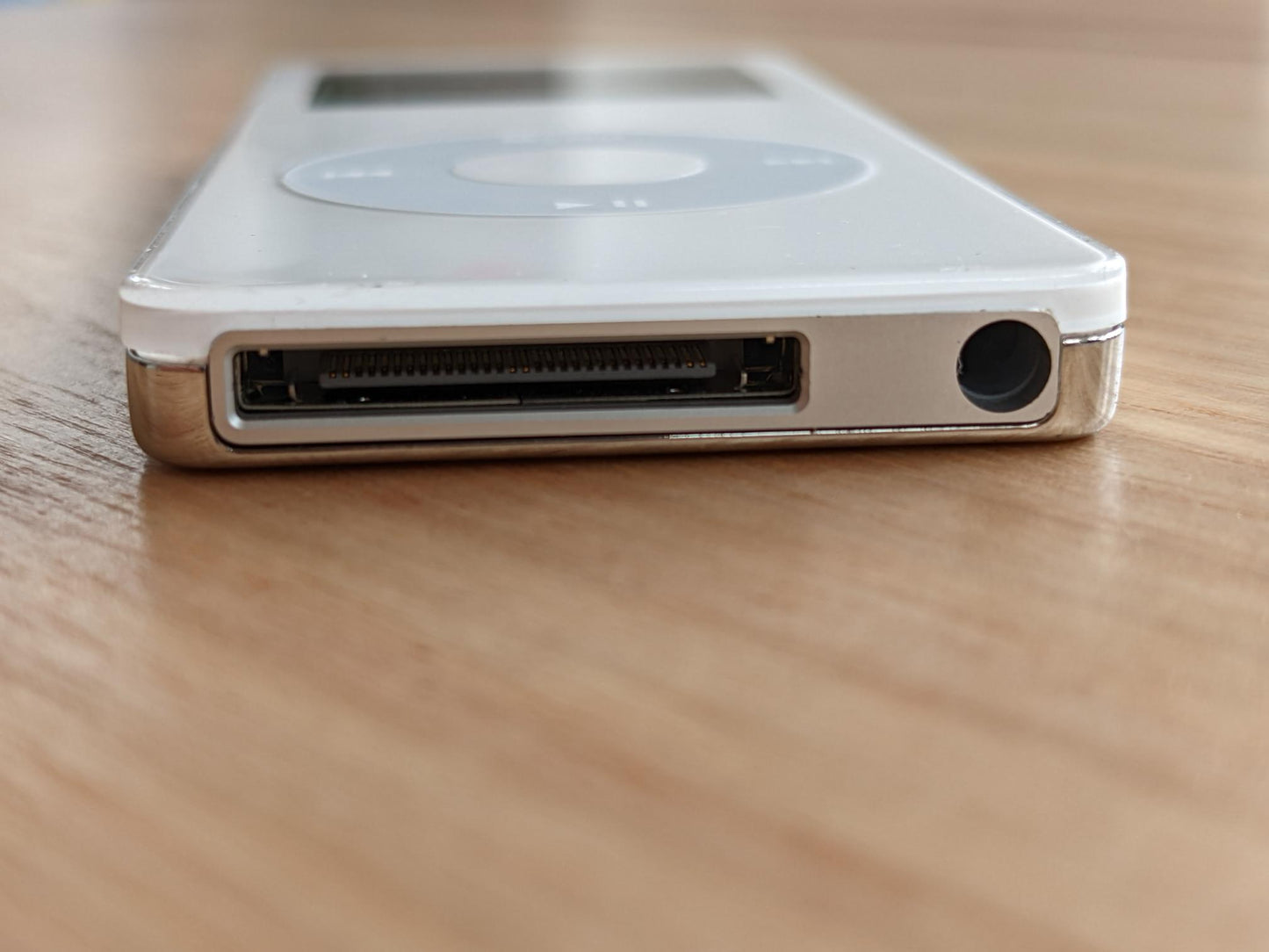 Apple iPod Nano 1st Gen 1GB White